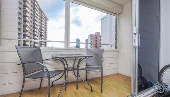 Woodrose condo # 707, Honolulu, Hawaii - photo 4 of 17