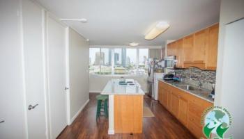 Woodrose condo #801, Honolulu, Hawaii - photo 1 of 17 Woodrose condo #801, Honolulu, Hawaii - photo 1 of 17