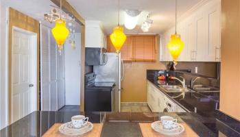 Woodrose condo #803, Honolulu, Hawaii - photo 4 of 25