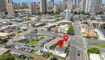 781  Isenberg Street Moiliili, Honolulu home - photo 3 of 5