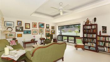 7821  Makaaoa Pl Queens Gate, Hawaii Kai home - photo 4 of 17