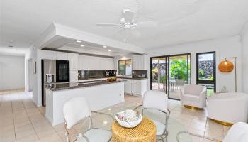 7821  Makaaoa Place Queens Gate, Hawaii Kai home - photo 5 of 25