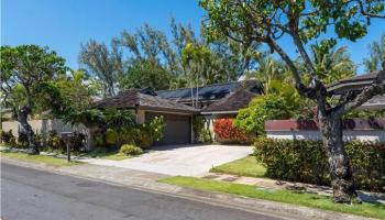 7832 Makaaoa Pl Queens Gate, Hawaii Kai home - photo 1 of 17 7832 Makaaoa Pl Queens Gate, Hawaii Kai home - photo 1 of 17