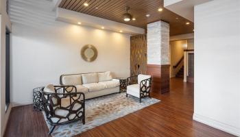 Pacific Manor condo # 804, Honolulu, Hawaii - photo 3 of 16