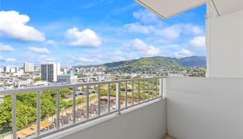 Scenic Towers condo # 10C, Honolulu, Hawaii - photo 5 of 24