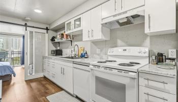 The Block 803 Waimanu condo # 702, Honolulu, Hawaii - photo 1 of 19