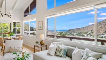 817  Ekoa Place Aina Haina Area, Diamond Head home - photo 5 of 25