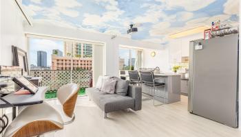 King Manor condo # 707, Honolulu, Hawaii - photo 2 of 22