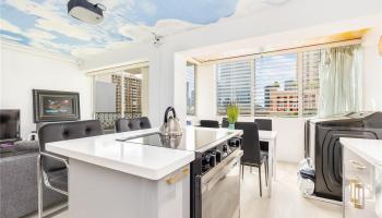 King Manor condo # 707, Honolulu, Hawaii - photo 5 of 22