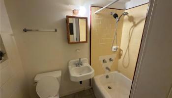 818 University Ave Honolulu - Rental - photo 6 of 10