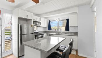 Tropicana Manor-Moanalua condo # 8193, Honolulu, Hawaii - photo 5 of 19