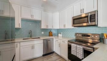 819  Papalalo Place Kalama Valley, Hawaii Kai home - photo 2 of 25