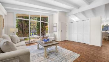 822  Kalalea Street Koko Head Terrace, Hawaii Kai home - photo 2 of 25