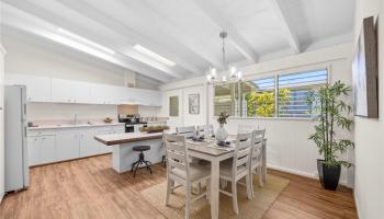 822  Kalalea Street Koko Head Terrace, Hawaii Kai home - photo 5 of 25