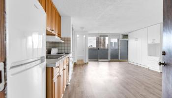 Ward Kinau condo # 809, Honolulu, Hawaii - photo 1 of 14