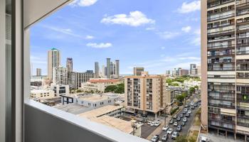 Ward Kinau condo # 902, Honolulu, Hawaii - photo 6 of 18