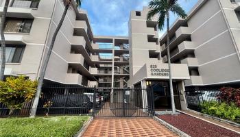 Coolidge Gardens condo # 412, Honolulu, Hawaii - photo 1 of 10