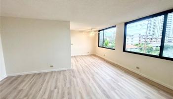 Coolidge Gardens condo # 412, Honolulu, Hawaii - photo 2 of 10