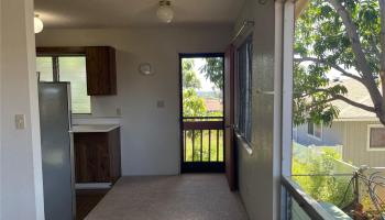 827 20th Ave Honolulu - Rental - photo 2 of 10