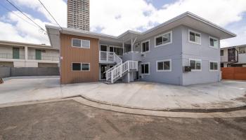 829 Waiaka Pl Honolulu - Multi-family - photo 1 of 25
