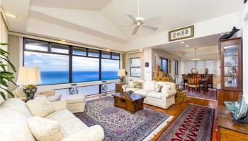 831 Puuikena Dr Hawaii Loa Ridge, Diamond Head home - photo 1 of 25 831 Puuikena Dr Hawaii Loa Ridge, Diamond Head home - photo 1 of 25