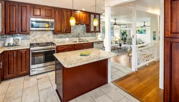 834  Oneawa Street Coconut Grove, Kailua home - photo 5 of 25