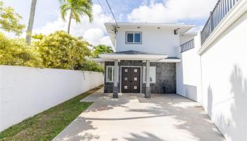 837  Oneawa Street Koolaupoko, Kailua home - photo 2 of 25