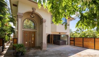 841 20th Ave Honolulu - Rental - photo 1 of 17