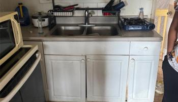 84-1086  Farrington Hwy Makaha, Leeward home - photo 4 of 9