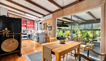 84-242 Makaha Valley Road Makaha, Leeward home - photo 5 of 25