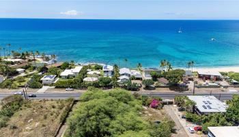 84-485  FARRINGTON Hwy Makaha, Leeward home - photo 4 of 25