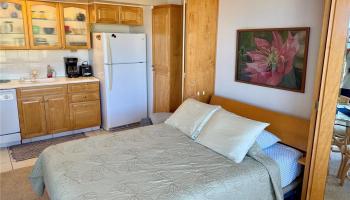 Makaha Valley Towers condo # 1001, Waianae, Hawaii - photo 2 of 19