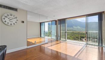 Makaha Valley Towers condo # B1108, Waianae, Hawaii - photo 3 of 20