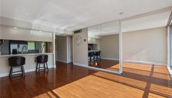 Makaha Valley Towers condo # B1108, Waianae, Hawaii - photo 5 of 20