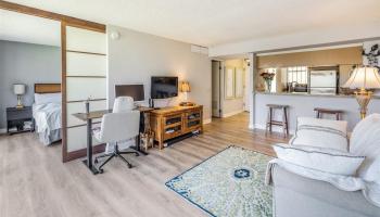 Makaha Valley Towers condo # B1605, Waianae, Hawaii - photo 3 of 25