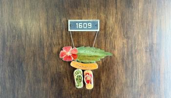 Makaha Valley Towers condo # C1609, Waianae, Hawaii - photo 2 of 19