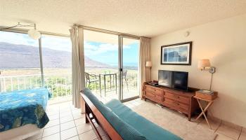 Makaha Valley Towers condo # C1609, Waianae, Hawaii - photo 6 of 19