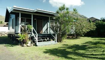 84-686 Farrington Hwy Makaha, Leeward home - photo 1 of 21 84-686 Farrington Hwy Makaha, Leeward home - photo 1 of 21