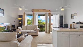 Makaha Valley Pltn condo # 27122C, Waianae, Hawaii - photo 1 of 18