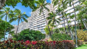 MAKAHA VALLEY TOWERS condo # E820, Waianae, Hawaii - photo 1 of 21