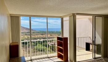 Makaha Valley Towers condo # 1129, Waianae, Hawaii - photo 5 of 12