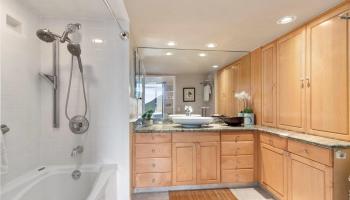 Makaha Valley Towers condo # 1330, Waianae, Hawaii - photo 4 of 14