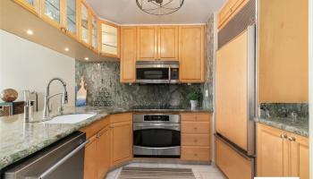 Makaha Valley Towers condo # 1330, Waianae, Hawaii - photo 5 of 14