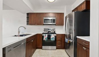 Makaha Valley Towers condo # 330, Waianae, Hawaii - photo 4 of 25