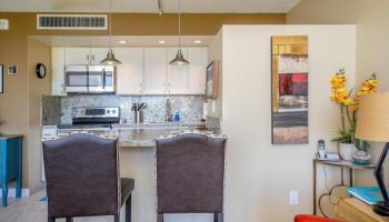 Makaha Valley Towers condo # 729, Waianae, Hawaii - photo 6 of 15