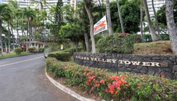 Makaha Valley Towers condo # 824, Waianae, Hawaii - photo 1 of 13