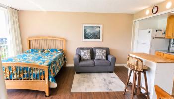 Makaha Valley Towers condo # F524, Waianae, Hawaii - photo 4 of 19