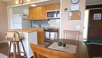 Makaha Valley Towers condo # F524, Waianae, Hawaii - photo 6 of 19