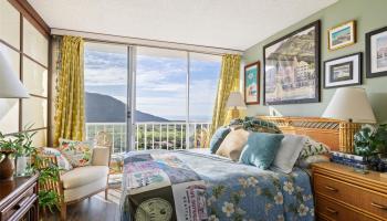 Makaha Valley Towers condo # G1127, Waianae, Hawaii - photo 6 of 15