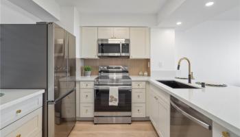 Makaha Valley Towers condo # G725, Waianae, Hawaii - photo 3 of 20